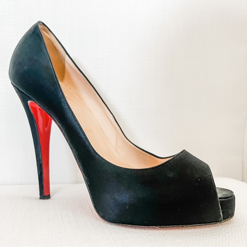 Christian Louboutin Black Satin & Crystal Very Prive Peep Toe Heeled Pum…
